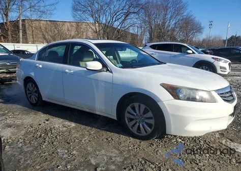2012 Honda Accord Exl z USA, uszkodzony, nr VIN 1HGCP2F81CA146747